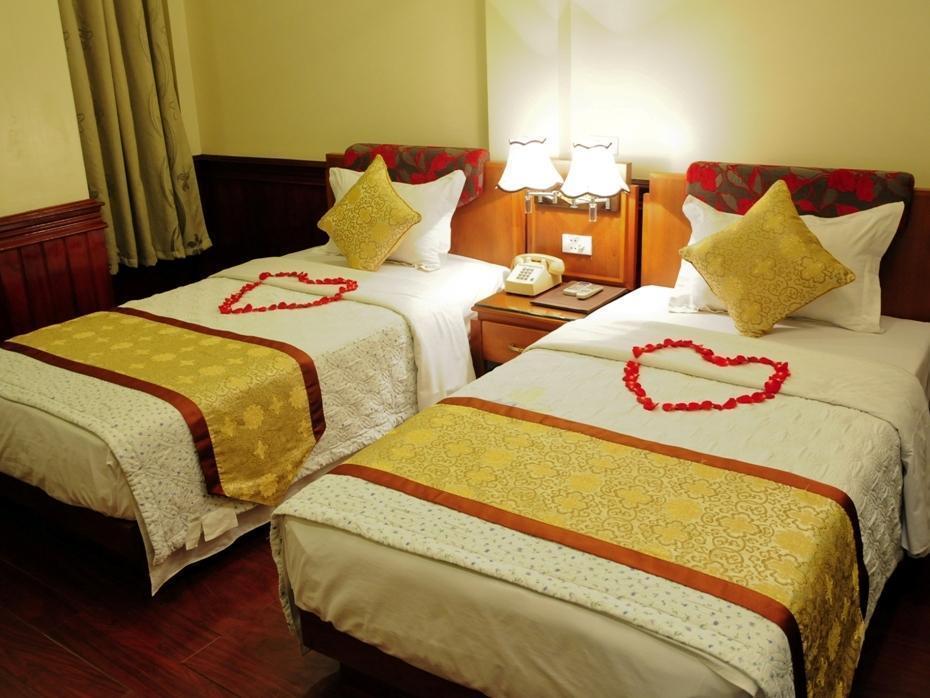 Thai Ha Hotel Hanoi Esterno foto