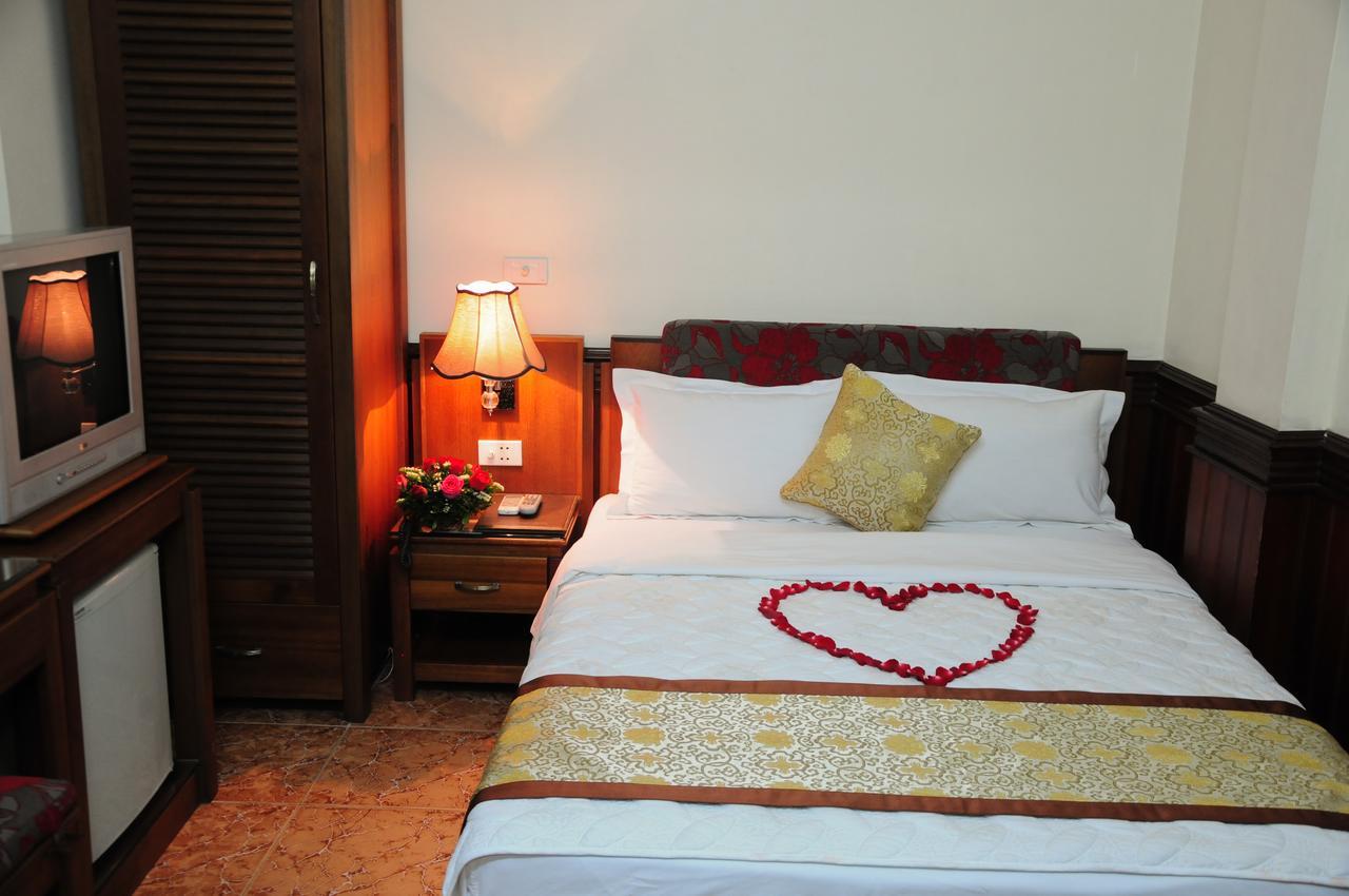Thai Ha Hotel Hanoi Esterno foto